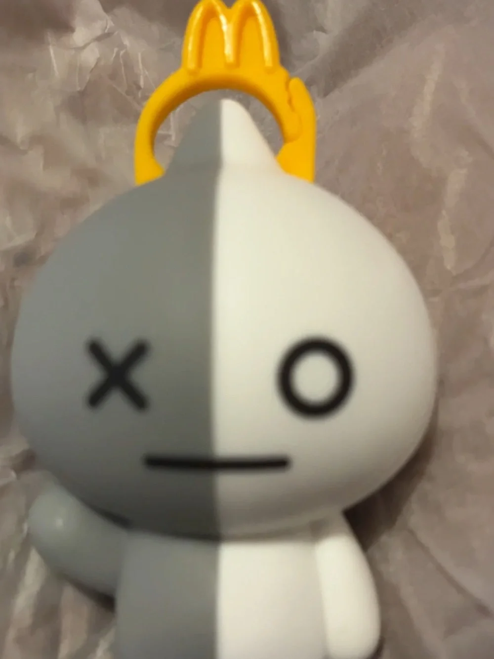 2026 McDonald’s BT21 VAN Happy Meal Toy Keychain BTS Character With Box
